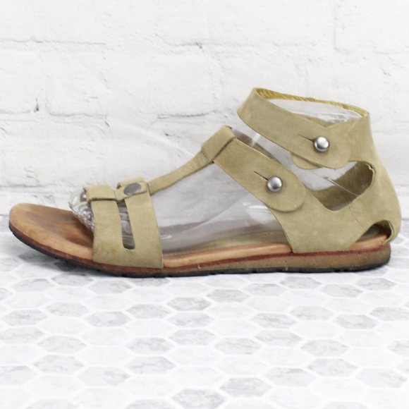 Simple Shoes - SALE! SIMPLE Brown Leather Gladiator Sandals 9.5